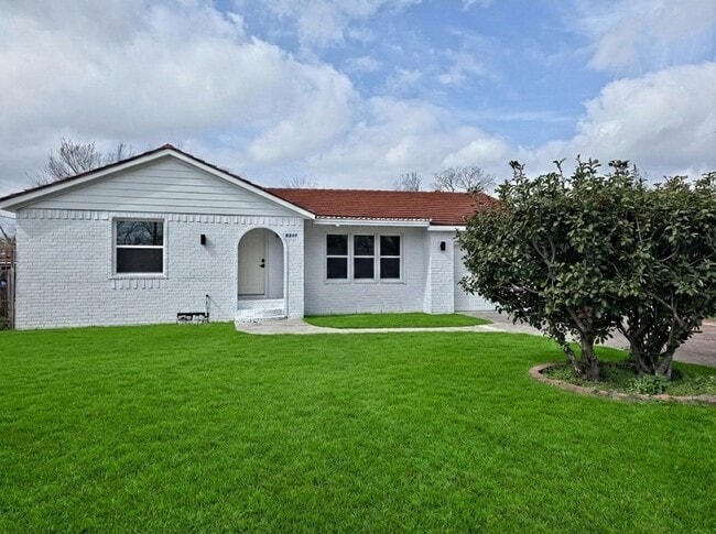 Photo - 4607 Englewood St