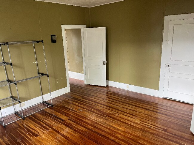 Photo - 131B Center St