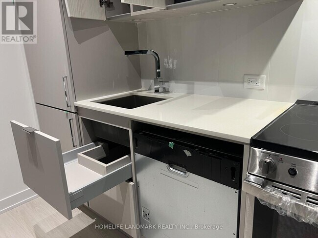 Photo - 3883 Quartz Rd Unit 3905