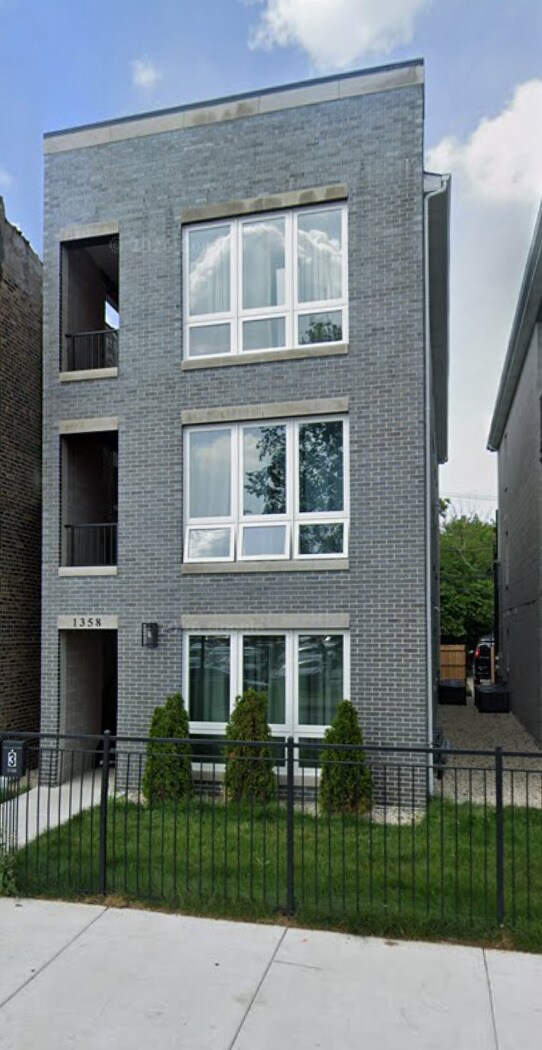 Building Photo - 1358 S Fairfield Ave Unit 3
