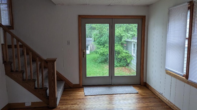 Photo - 2312 Avon St