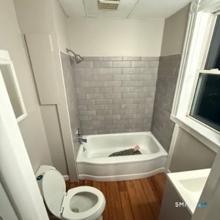 Photo - 68 Anderson St Unidad 2L