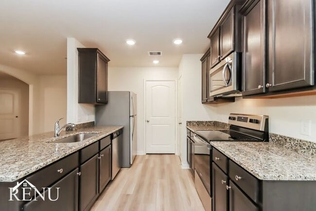 Photo - 10506 Sweetwater Creek Dr