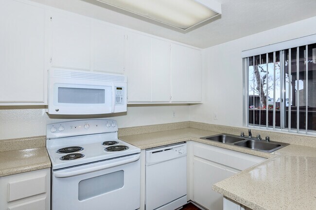 Mountain View Apartment Homes