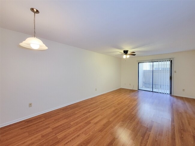 Photo - 8435 Hearth Dr