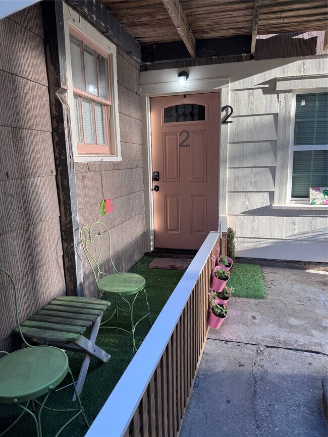 Photo - 1806 Church St