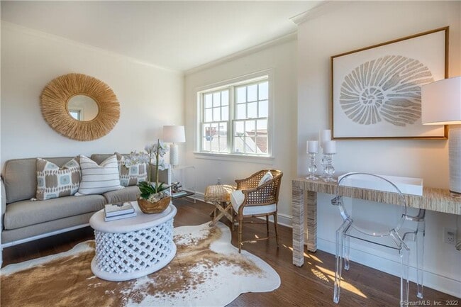 Building Photo - 201 Main St Unit 104