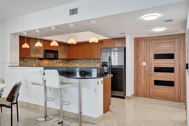 Photo - 16699 Collins Ave Unidad 2405