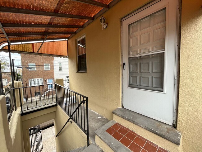 Photo - 1101 Tree St Unidad 2nd Flr