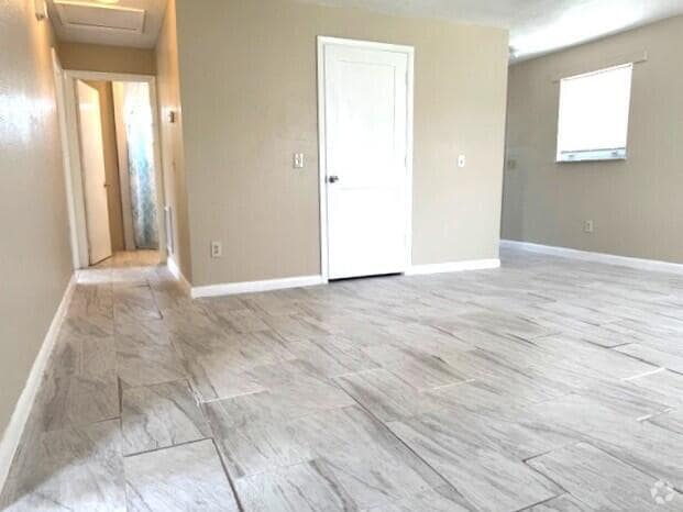 Building Photo - 260 SW 12th Ave Rental