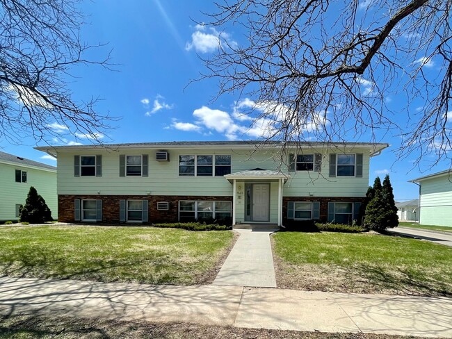 Photo - Upper level 2-bed, 1-bath Unit A1501-4