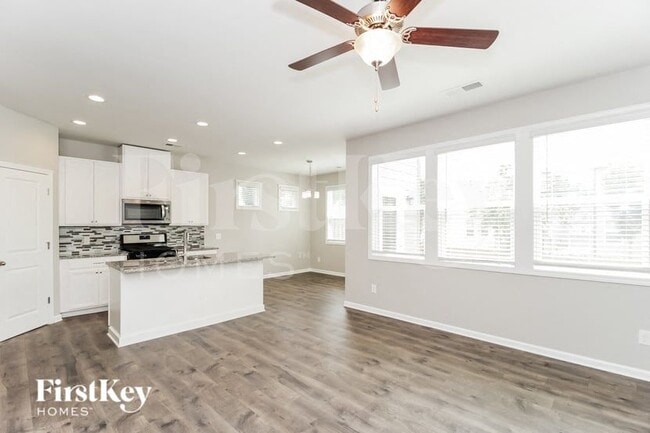 Photo - 3081 W Jackson Way