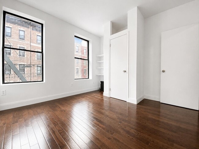Photo - 529 W 151st St Unit 33