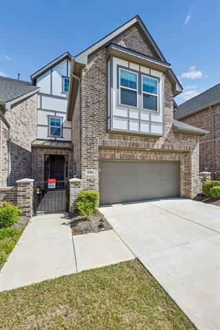 Photo - 136 Claire Dr