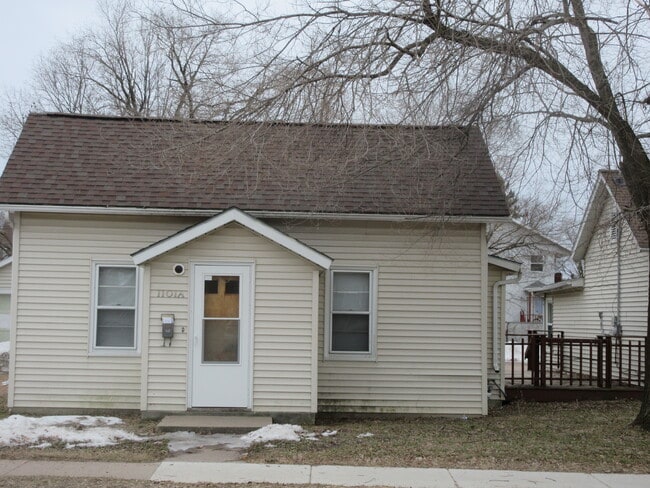 1101 Rogers St