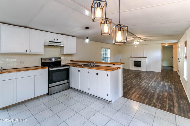Photo - 502 E Branch Dr