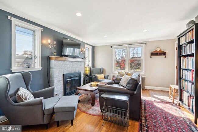 Photo - 3004 Oak Forest Dr