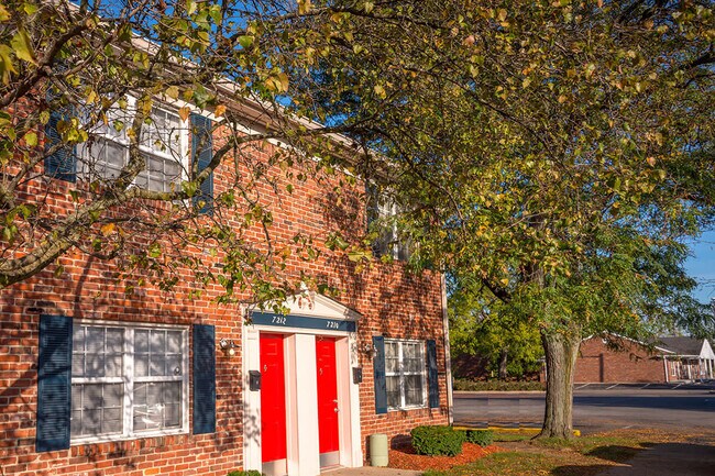 Photo - South & Madison