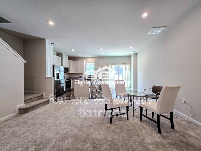 Photo - 823 Taylor Grn Wy