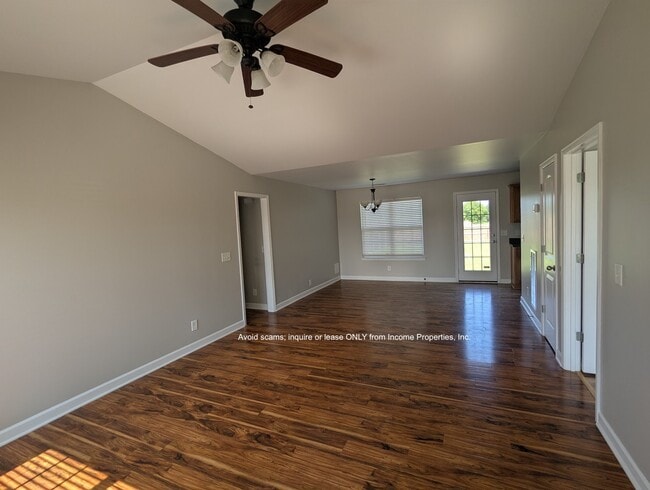 Photo - 5990 Murfreesboro Rd