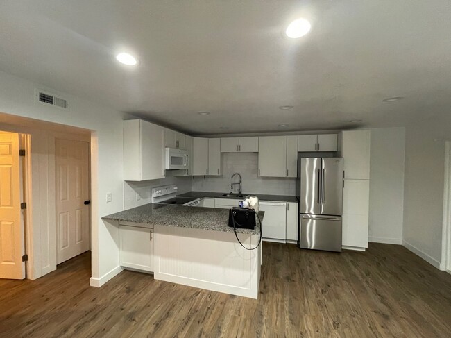 Building Photo - 111 Lilac Way Rental