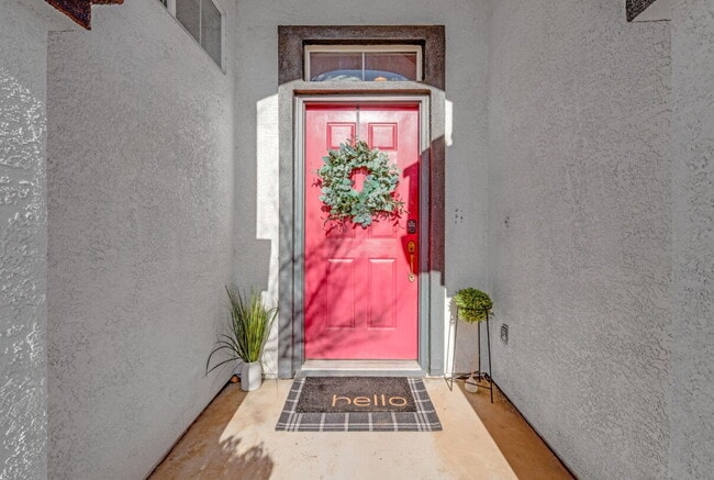 Photo - Cozy 3-Bed Sanctuary with 2 Full Baths in Sacramento’s Serene Prairie Dunes