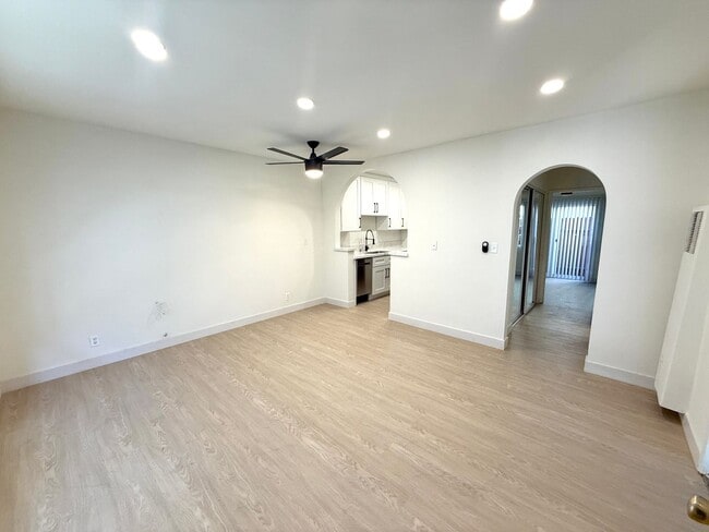 Photo - 3317 Keystone Av Unidad 3