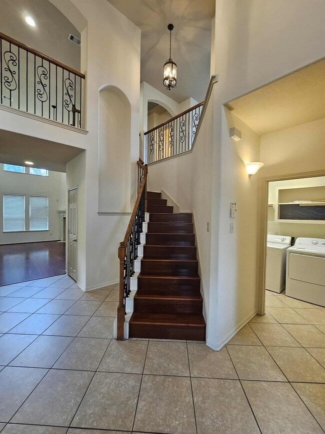 Photo - 4923 Windy Orchard Ln