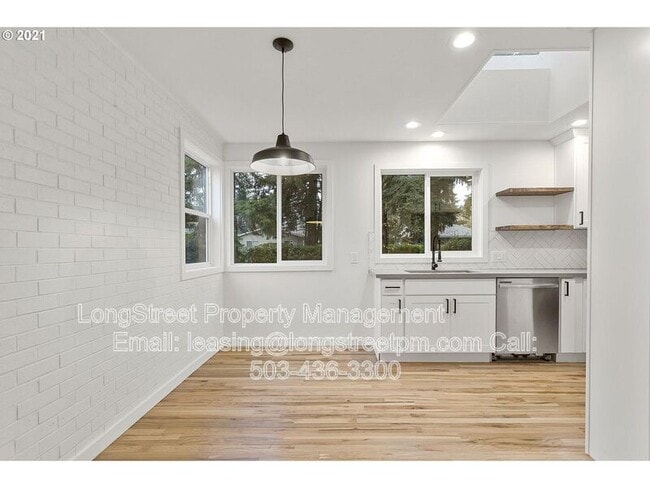 Photo - 6014 SE Insley St
