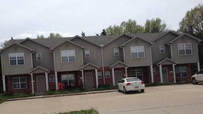 Building Photo - 900 Ashley Dr. Unit C Rental