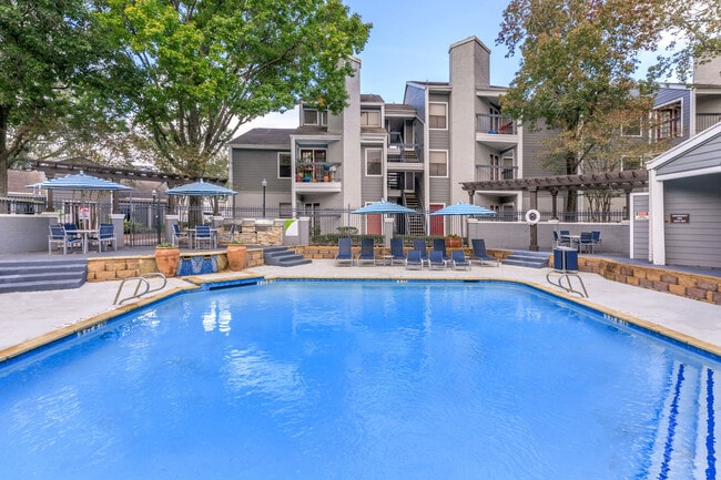 Building Photo - Parc at South Green Rental