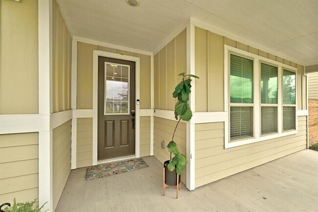 8007 Orizzonte St