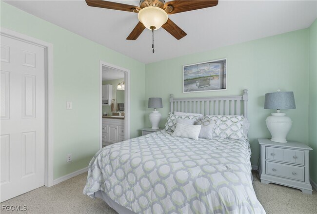 Photo - 16881 Davis Rd Unit 126