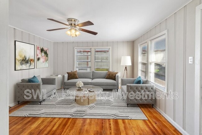 Photo - 218 E Thomas St
