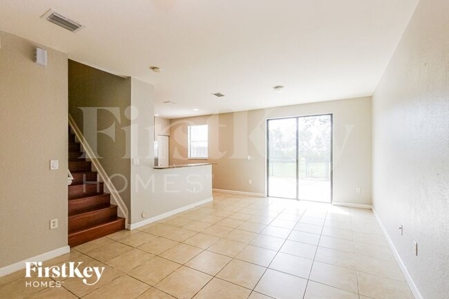 Photo - 457 SE 37th Pl