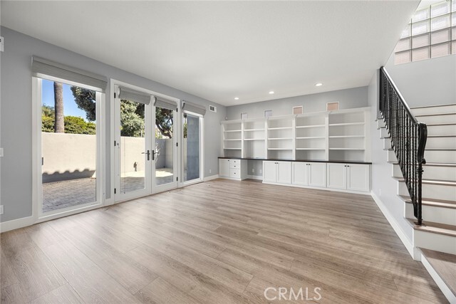 Photo - 406 Goldenwest St