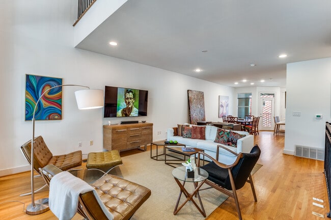 Photo - 4239 Rawlins St