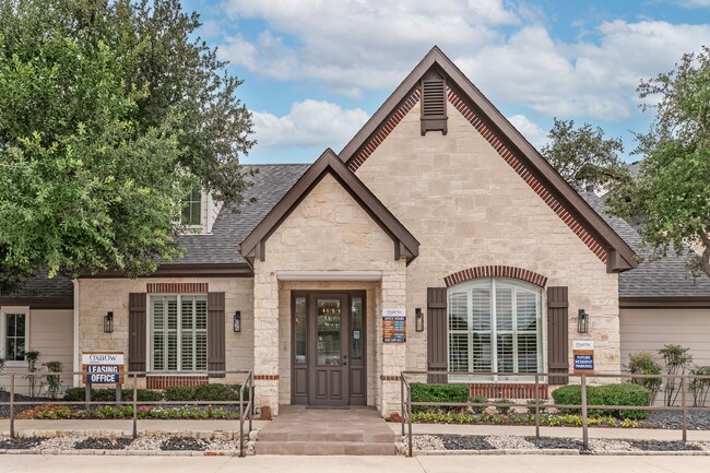 Photo - Oxbow Hill Country