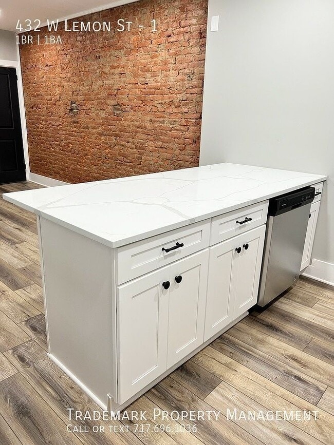 Photo - 432 W Lemon St Unit 1