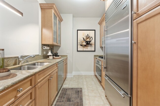 Photo - 600 N Lake Shore Dr