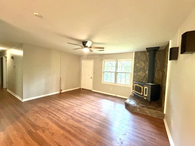 Photo - Check out this lovely 4 sided brick home located in Pine Mountain, GA