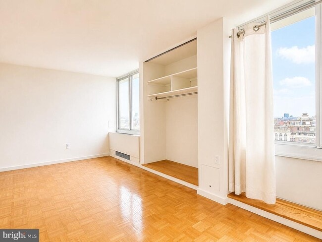 Photo - 604 S Washington Square Unit 2406