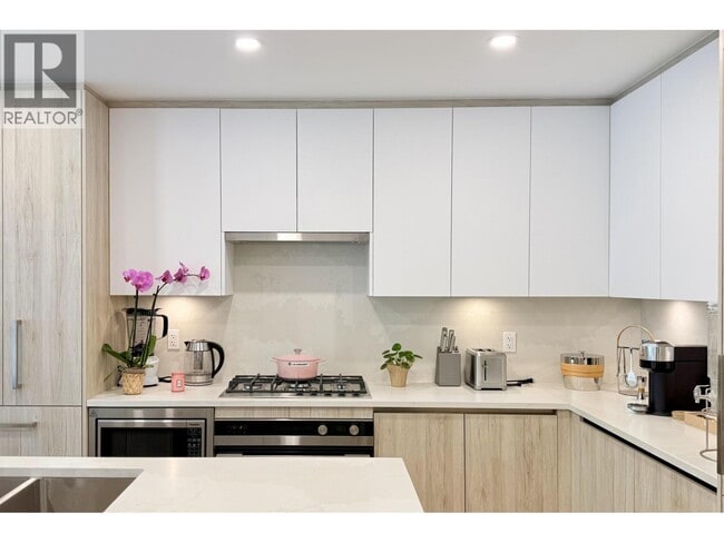 Photo - 423 6th St Unit 506
