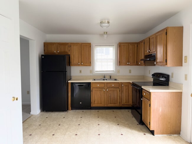 Photo - 80 Diller Ave