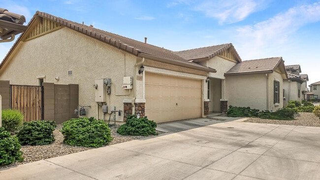 Photo - 1286 N 165th Dr