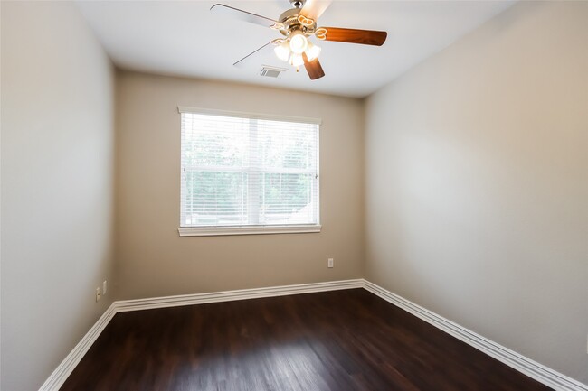 Photo - 13605 Falcon Ct