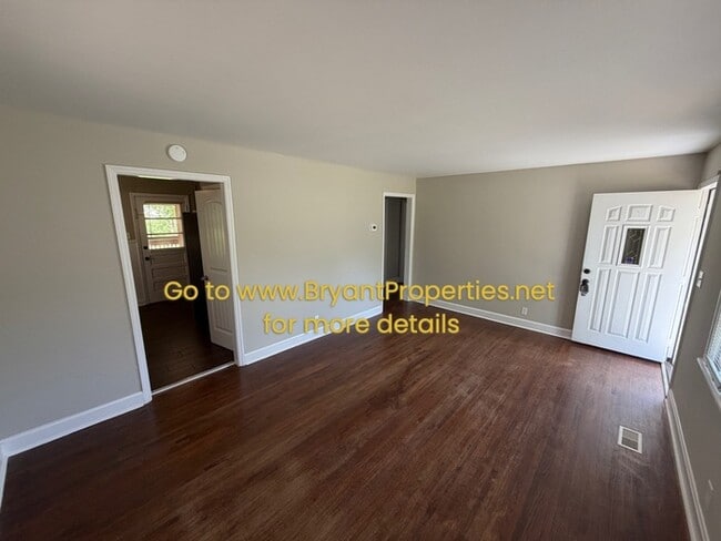 Photo - 2914 Lakeland Dr