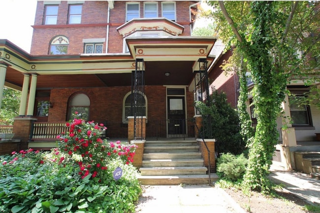 Building Photo - 536 S 48th St Unit 1