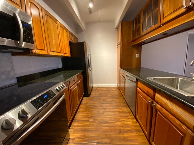 Photo - 777 N Washington St Unidad 504