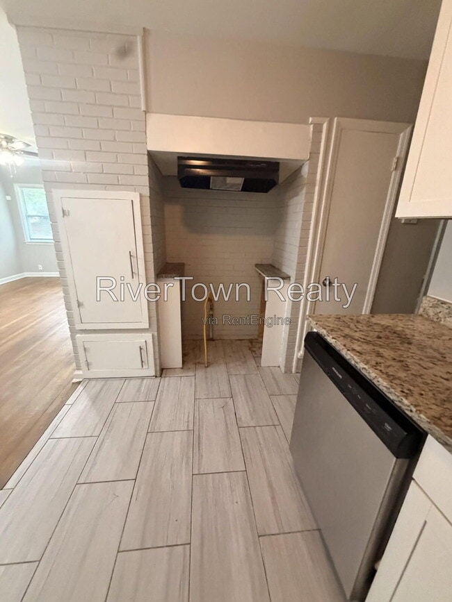 Photo - 1486 Patterson St